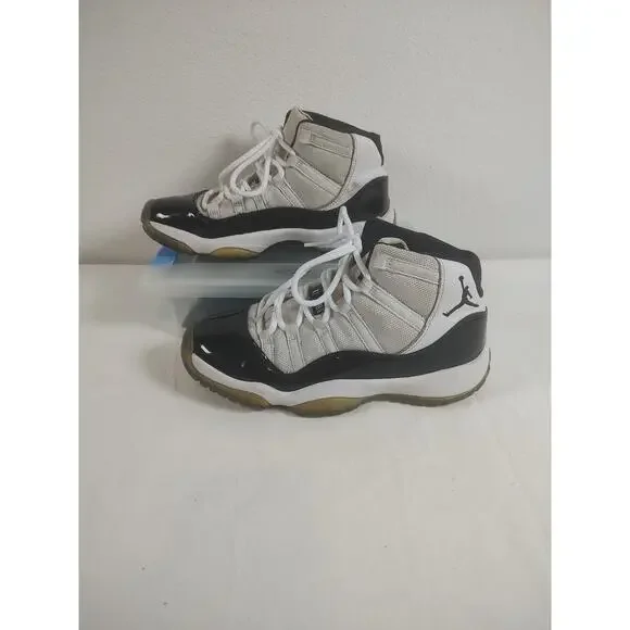 Nike Air Jordan, Retro 11 Concord, Youth Size 5Y, 378038-100, Year 2018, No Box - Picture 2 of 10